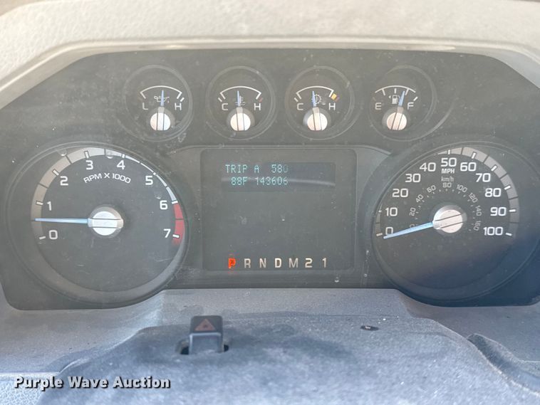 image for item DJ0921 2011 Ford F250 Super Duty Crew Cab pickup truck