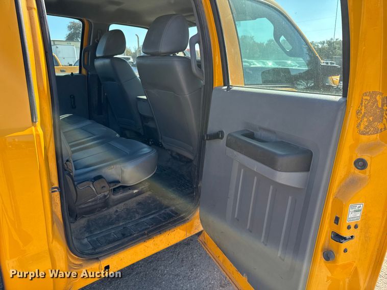 image for item DJ0921 2011 Ford F250 Super Duty Crew Cab pickup truck