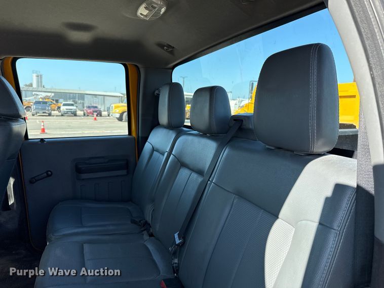 image for item DJ0921 2011 Ford F250 Super Duty Crew Cab pickup truck