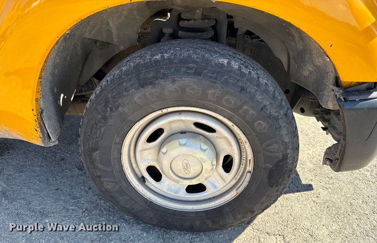 image for item DJ0921 2011 Ford F250 Super Duty Crew Cab pickup truck