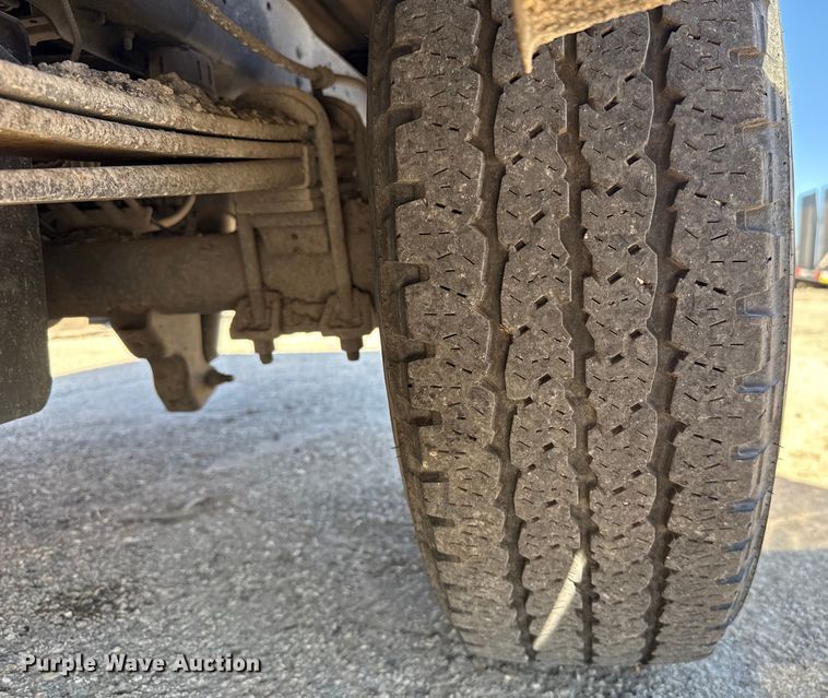 image for item DJ0921 2011 Ford F250 Super Duty Crew Cab pickup truck