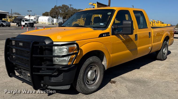 image for item DJ0922 2011 Ford F250 Super Duty Crew Cab pickup truck