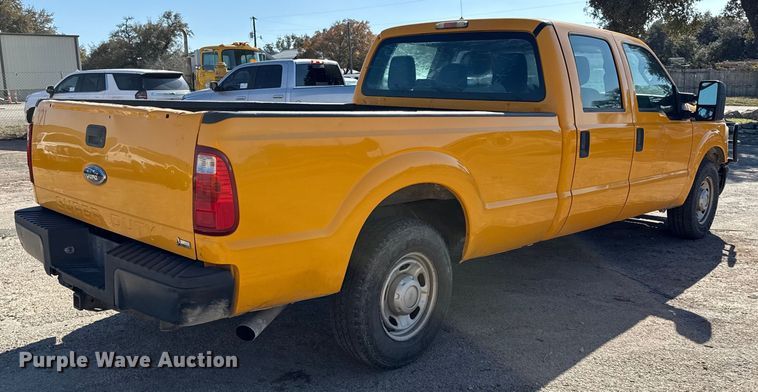 image for item DJ0922 2011 Ford F250 Super Duty Crew Cab pickup truck