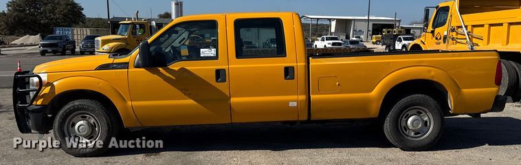 image for item DJ0922 2011 Ford F250 Super Duty Crew Cab pickup truck