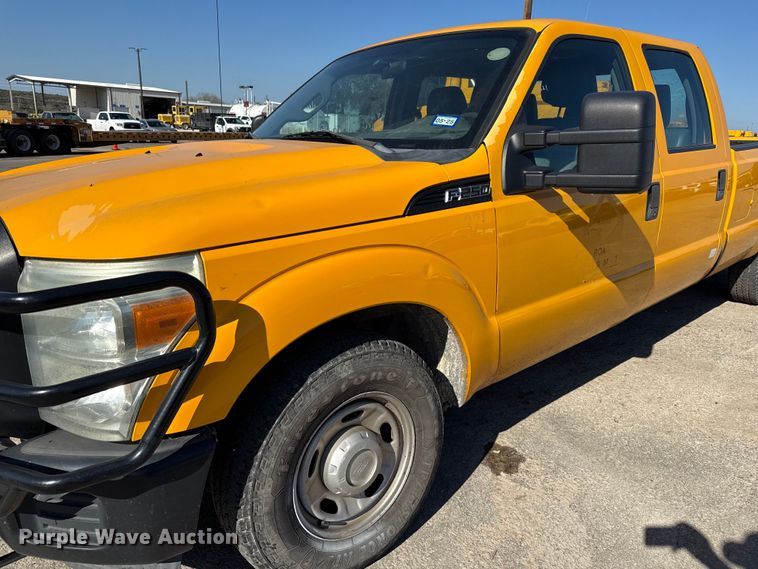 image for item DJ0922 2011 Ford F250 Super Duty Crew Cab pickup truck