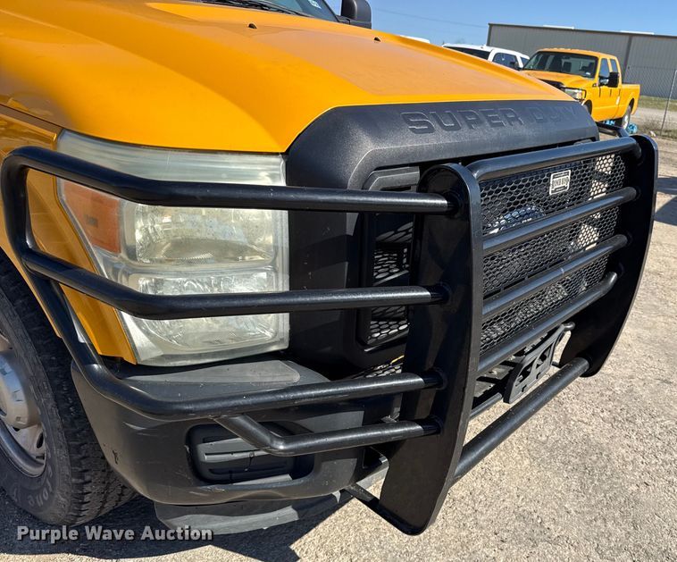 image for item DJ0922 2011 Ford F250 Super Duty Crew Cab pickup truck