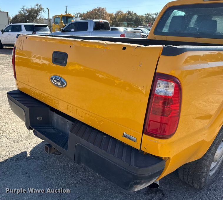 image for item DJ0922 2011 Ford F250 Super Duty Crew Cab pickup truck