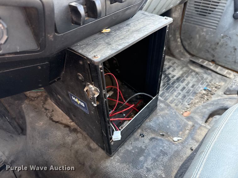 image for item DJ0922 2011 Ford F250 Super Duty Crew Cab pickup truck