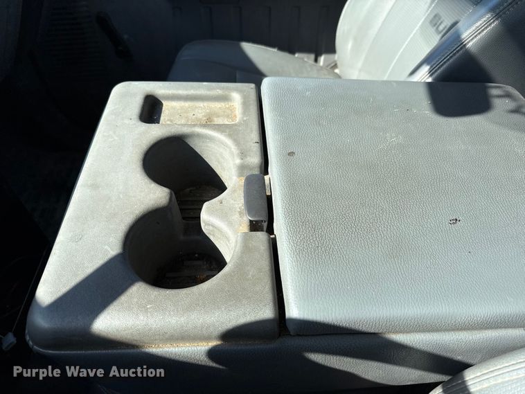 image for item DJ0922 2011 Ford F250 Super Duty Crew Cab pickup truck