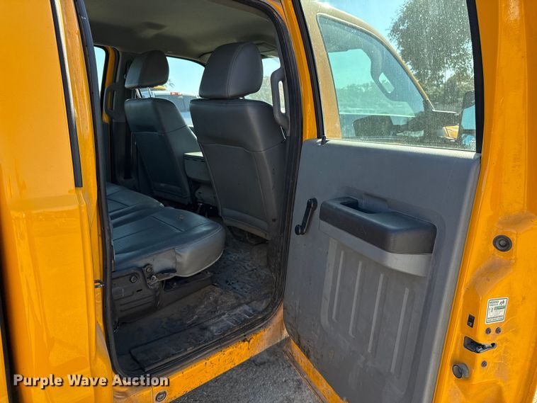 image for item DJ0922 2011 Ford F250 Super Duty Crew Cab pickup truck