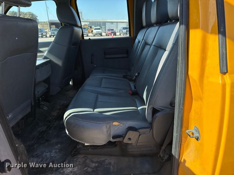 image for item DJ0922 2011 Ford F250 Super Duty Crew Cab pickup truck