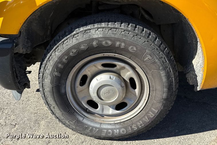 image for item DJ0922 2011 Ford F250 Super Duty Crew Cab pickup truck