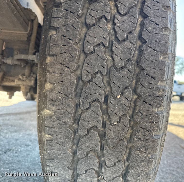 image for item DJ0922 2011 Ford F250 Super Duty Crew Cab pickup truck