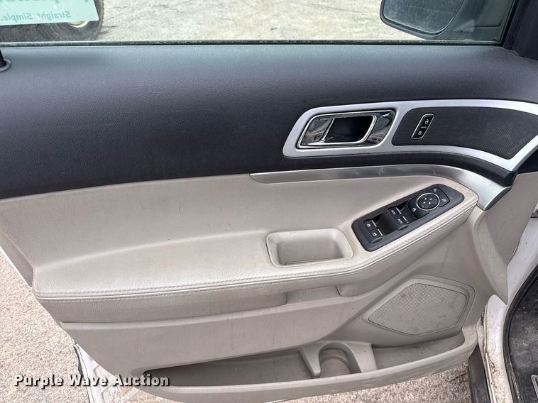 image for item DJ0926 2015 Ford Explorer SUV