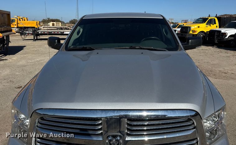 image for item DJ0933 2019 Dodge Ram 1500 Crew Cab pickup truck