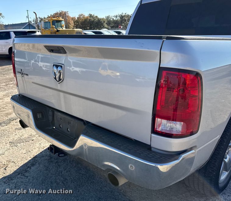 image for item DJ0933 2019 Dodge Ram 1500 Crew Cab pickup truck