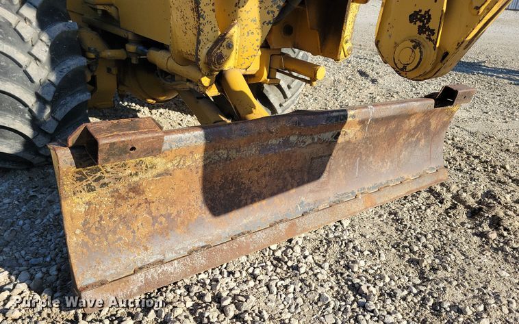 image for item DN3726 1989 Vermeer V-450 trencher