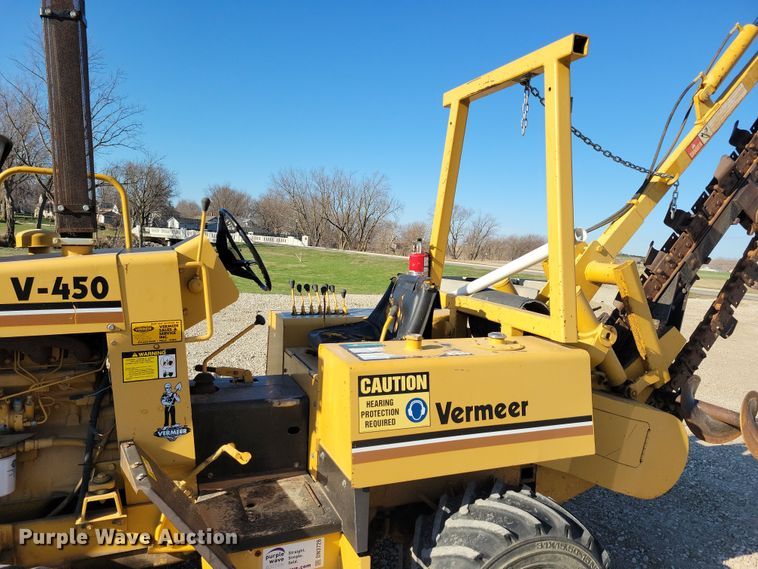 image for item DN3726 1989 Vermeer V-450 trencher