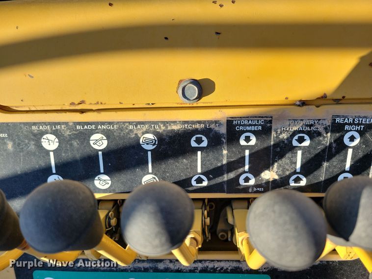 image for item DN3726 1989 Vermeer V-450 trencher