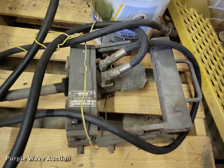 image for item DN3726 1989 Vermeer V-450 trencher