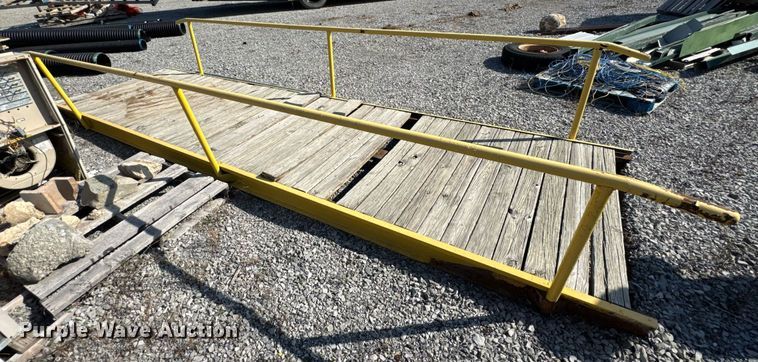 image for item DO0721 Bridge