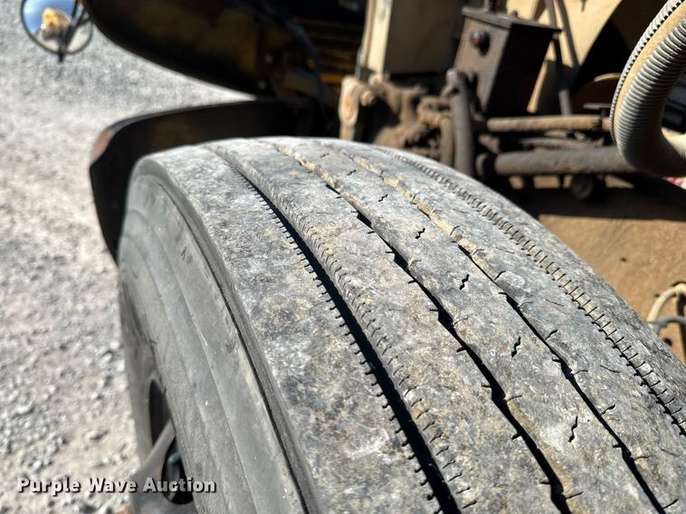 image for item DO0745 2008 Blue Bird Vision school bus