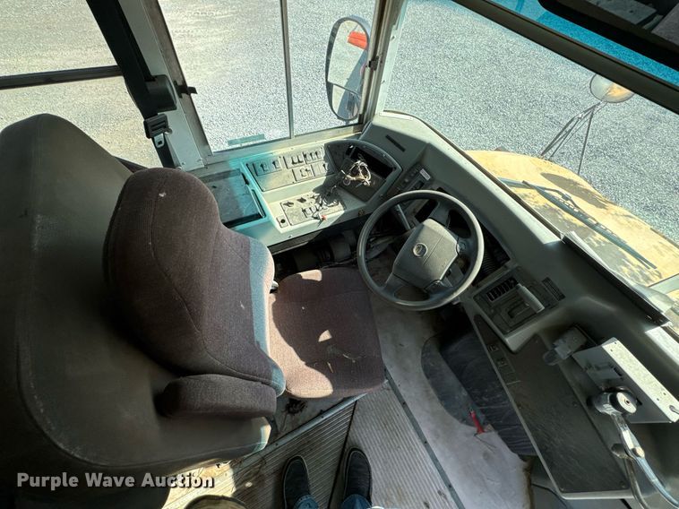 image for item DO0746 2008 Blue Bird Vision school bus