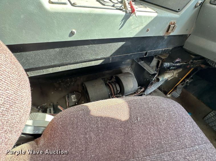 image for item DO0746 2008 Blue Bird Vision school bus