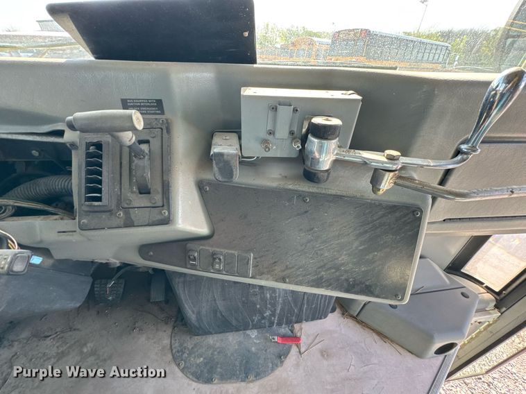 image for item DO0746 2008 Blue Bird Vision school bus