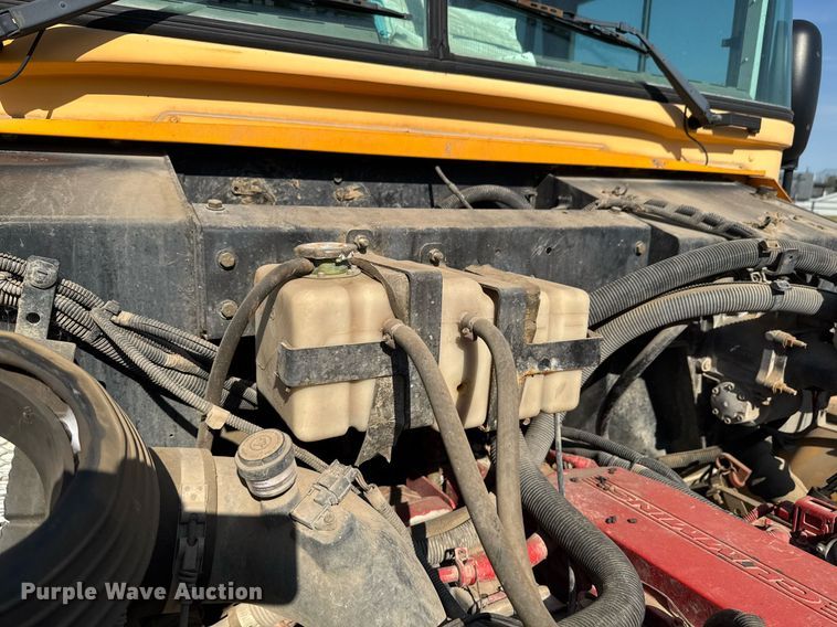 image for item DO0746 2008 Blue Bird Vision school bus