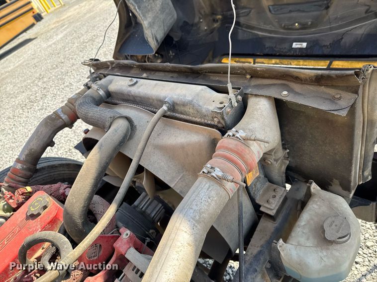 image for item DO0746 2008 Blue Bird Vision school bus