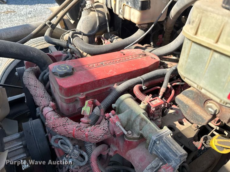 image for item DO0746 2008 Blue Bird Vision school bus