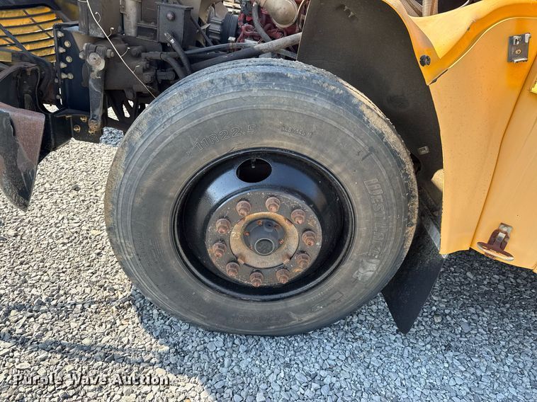 image for item DO0746 2008 Blue Bird Vision school bus