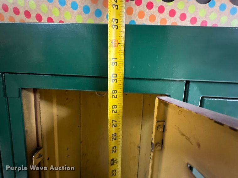 image for item DO0947 (234) Lockers