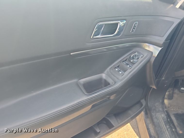 image for item DO7754 2015 Ford Explorer Police Interceptor SUV