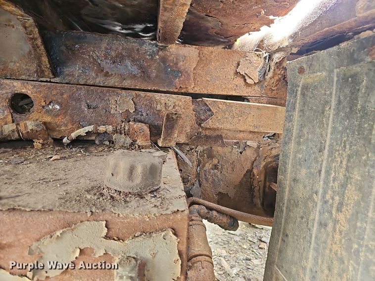 image for item DO7801 2001 International 4900 dump truck