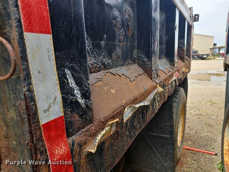 image for item DO7801 2001 International 4900 dump truck