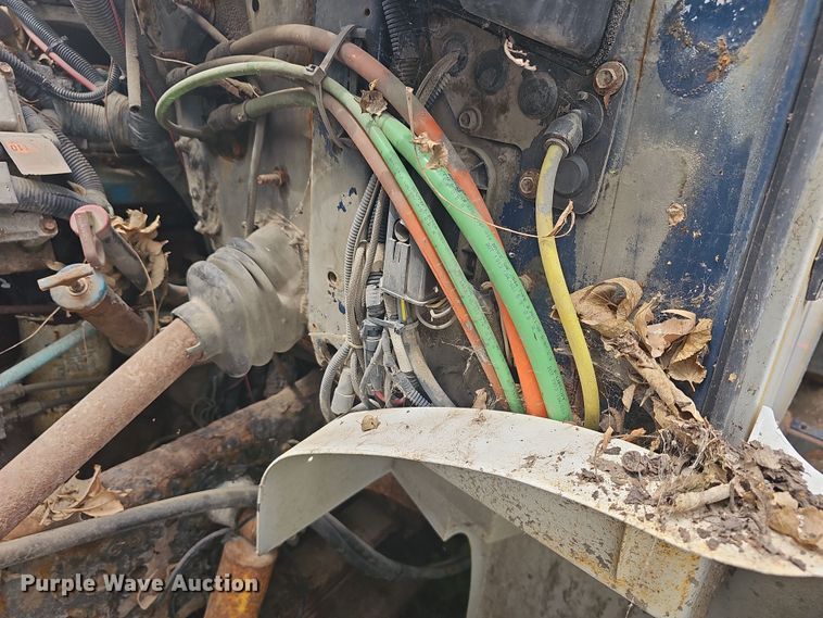 image for item DO7801 2001 International 4900 dump truck