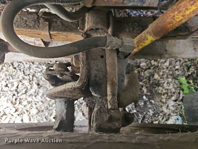 image for item DO7801 2001 International 4900 dump truck