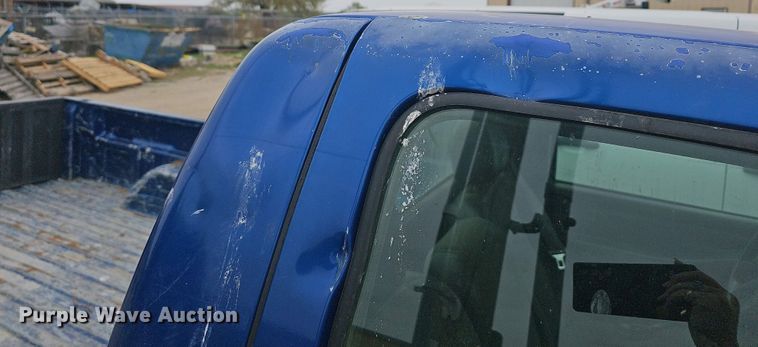 image for item DO7843 2004 Chevrolet Silverado 1500 pickup truck