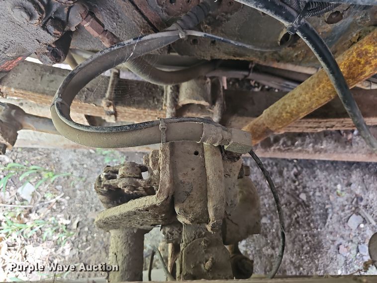 image for item DO7870 2001 International 4900 dump truck