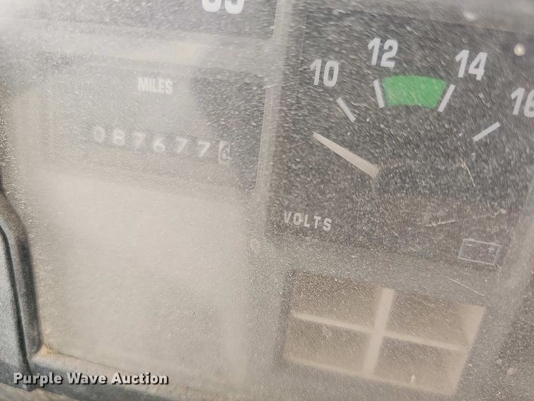 image for item DO7871 1997 International 4700 dump truck