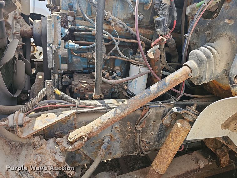 image for item DO7871 1997 International 4700 dump truck