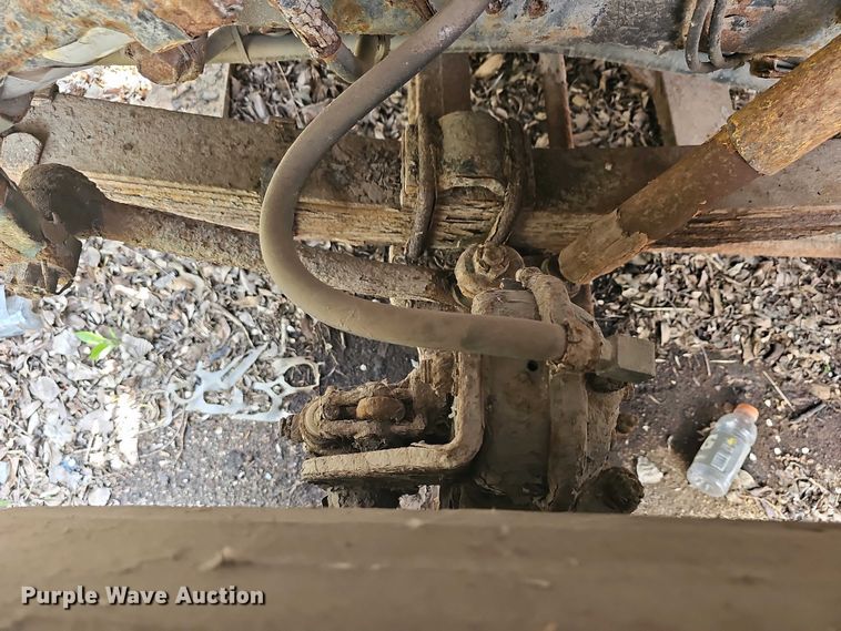 image for item DO7871 1997 International 4700 dump truck