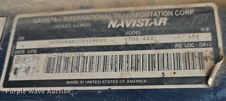 image for item DO7871 1997 International 4700 dump truck