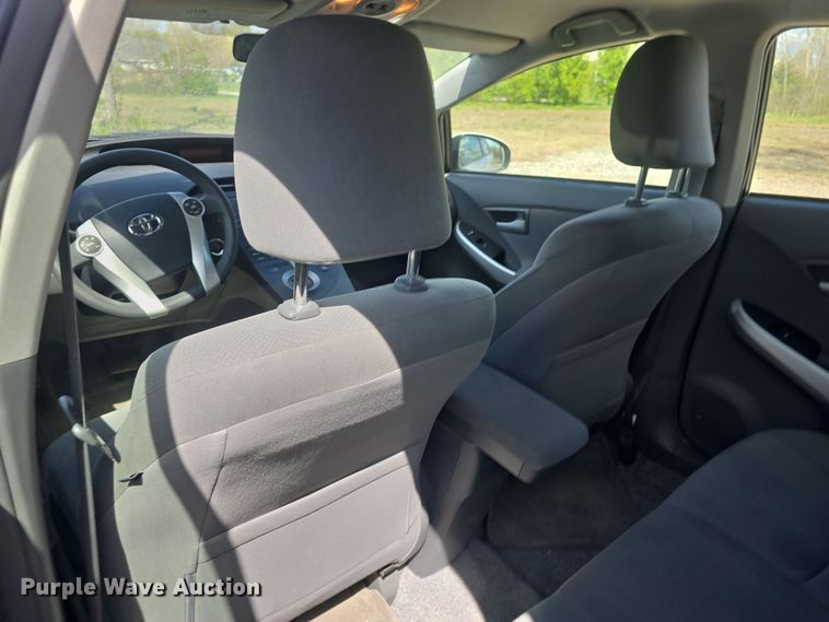 image for item DO7880 2011 Toyota Prius 