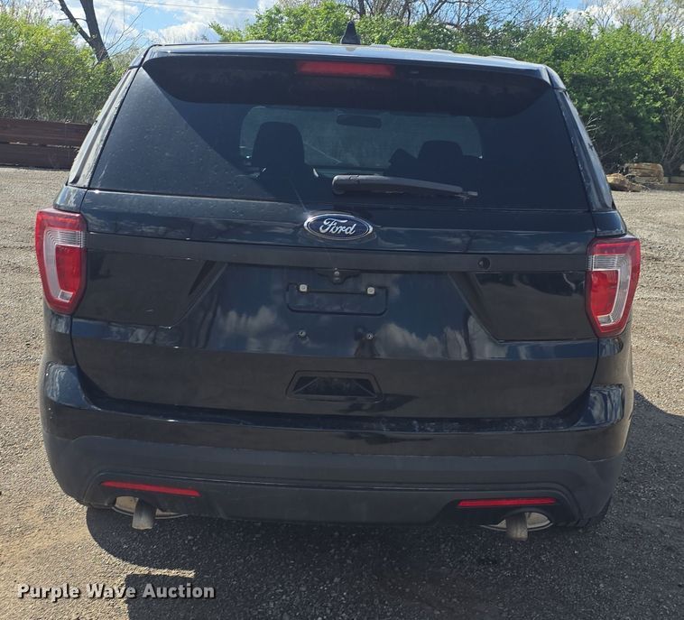 image for item DO7881 2017 Ford Explorer Police Interceptor  SUV