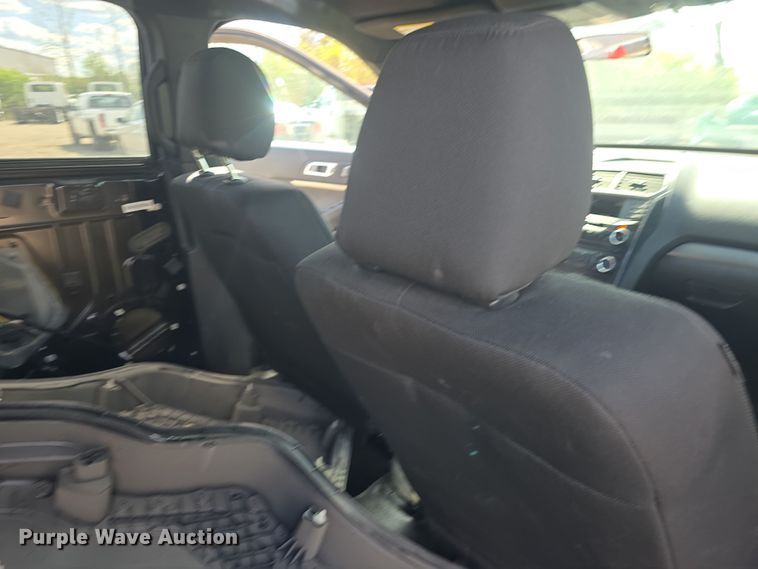 image for item DO7881 2017 Ford Explorer Police Interceptor  SUV