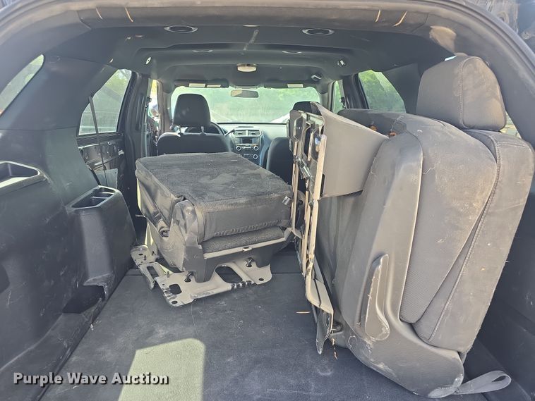 image for item DO7881 2017 Ford Explorer Police Interceptor  SUV