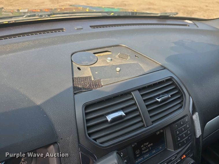 image for item DO7883 2017 Ford Explorer Police Interceptor SUV